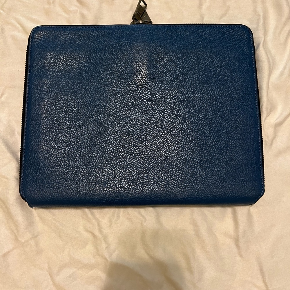 Coach Electronics case - Picture 2 of 6